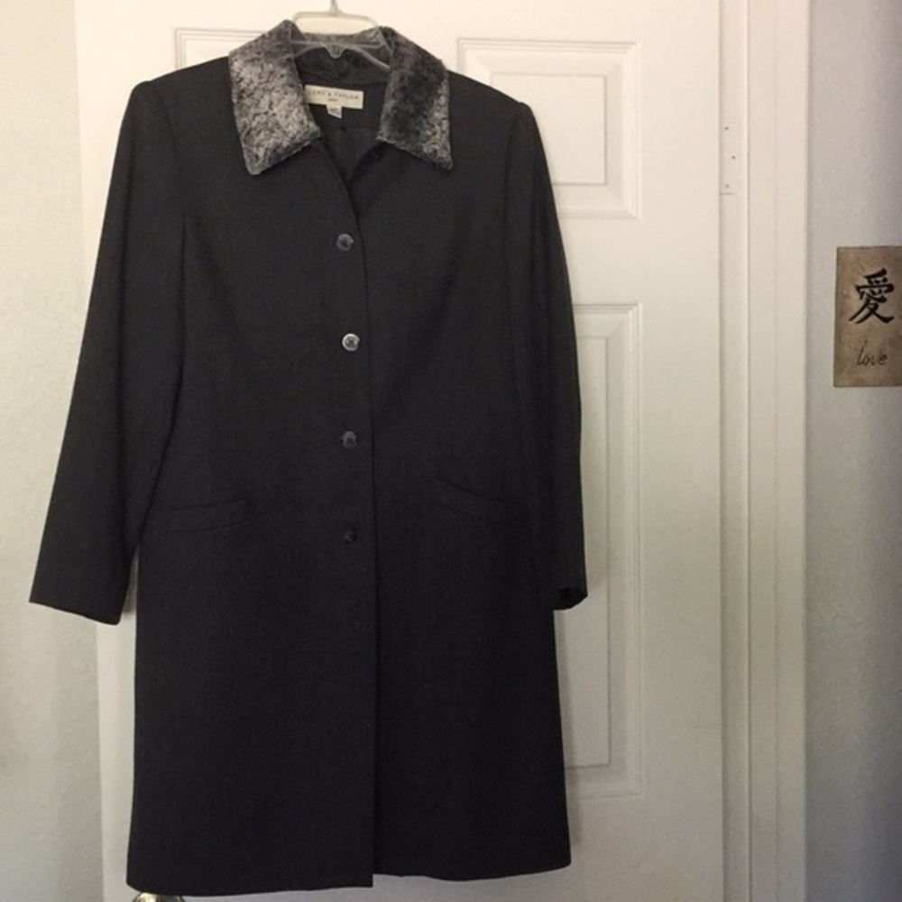 Vintage Long Coat Classic Charcoal Grey Wool Blend Collar Faux Fur